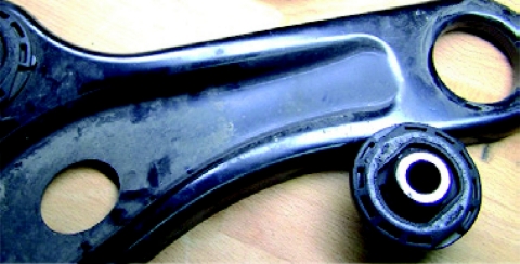 MOOG_DYK21-02_PSA_Plastic_Bushes_PRMMO2127_IMG-A-01 MOOG_DYK21-02_PSA_Plastic_Bushes_PRMMO2127_IMG-A-01