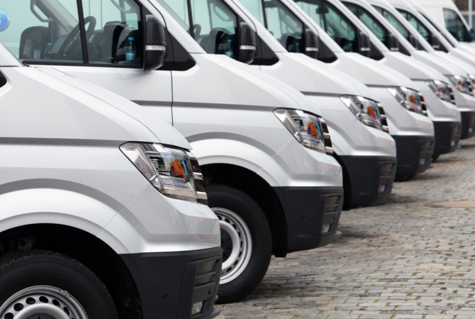 line-of-delivery-vans Line of delivery vans